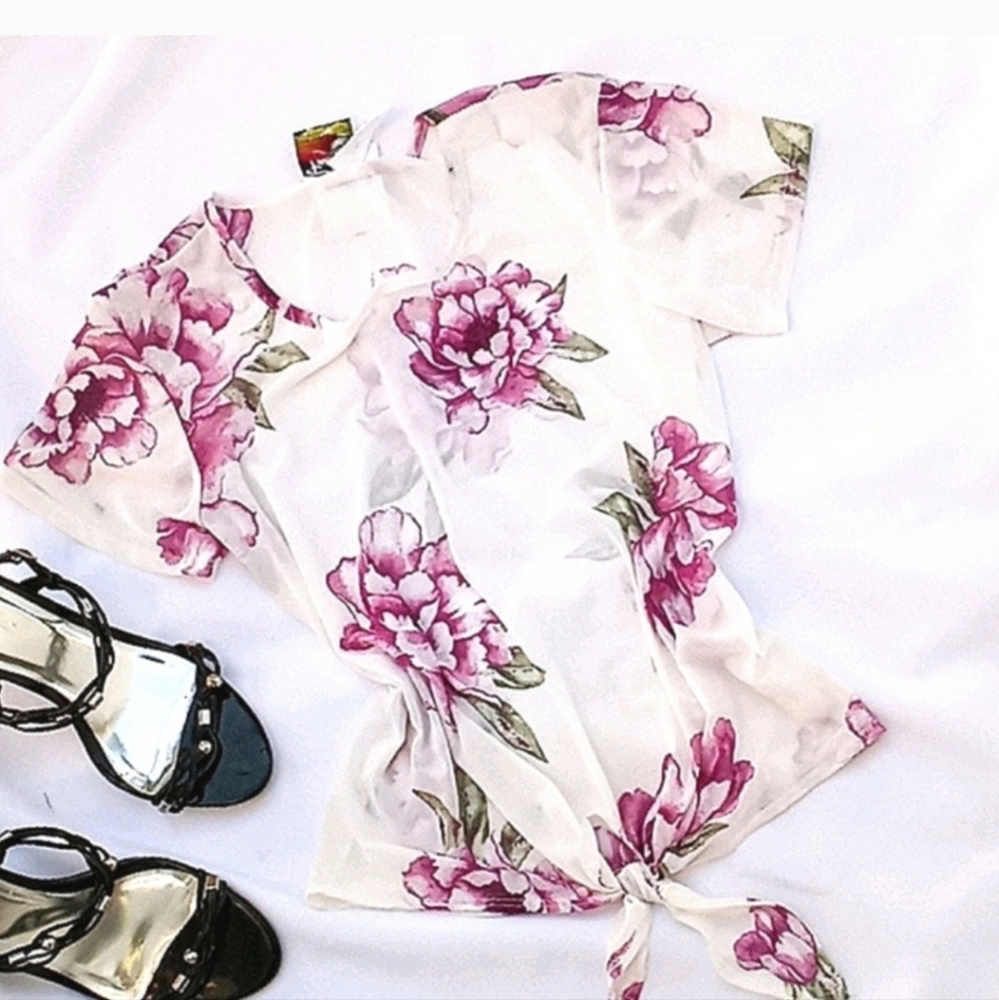 Floral Tie-Front Blouse